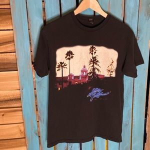Eagles Hotel California t shirt size small (tag says medium) black distrssed